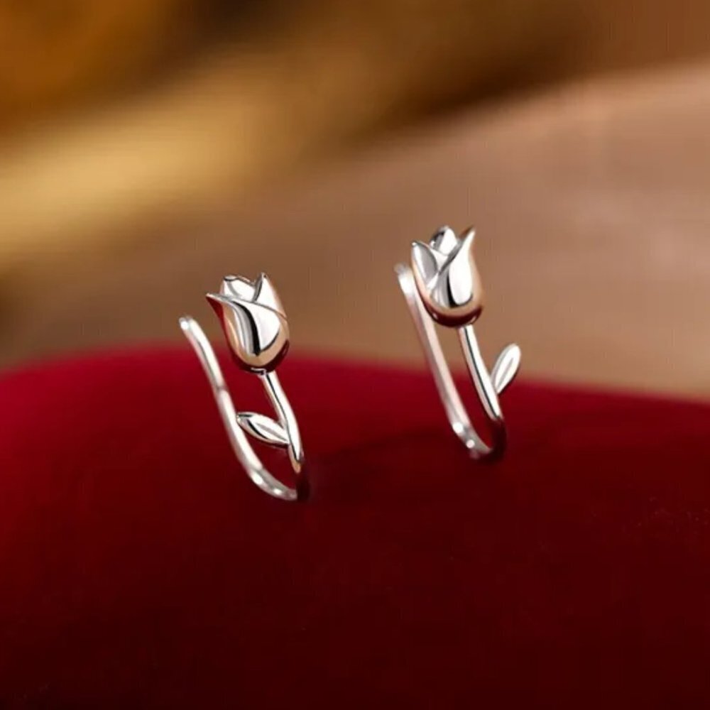 Dainty Sterling Silver Tulip Flower Earrings NEW
